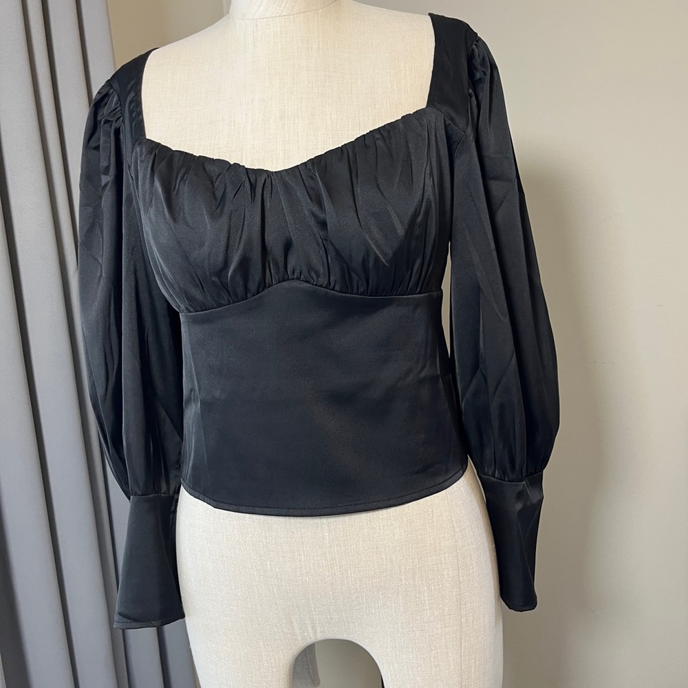 Blu Pepper Black Satin Square Neck Puff Sleeve Top | Small | Dillard’s